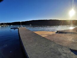 Room in Apartment - Apartments and Rooms With a Swimming Pool Kampor -