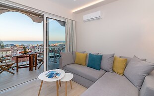 'eolia Apartment' - Sea & City View Central Apt