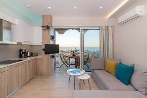 'eolia Apartment' - Sea & City View Central Apt