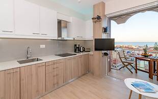 'eolia Apartment' - Sea & City View Central Apt