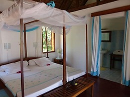 Have a Relaxing Vacation Right on the Beach Enjoying the Locations Ame