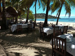 Have a Relaxing Vacation Right on the Beach Enjoying the Locations Ame