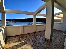 Room in Guest Room - Guesthouse Raffaello