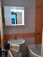 Room in Guest Room - Guesthouse Raffaello