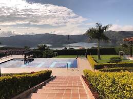 Finca Lago Calima With Excellent View