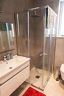 Stunning Double Room in Bb Marina