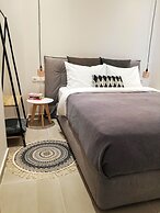 2br Suite White gea With Private Pool No01