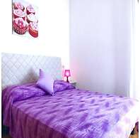 Colorful Apartment With Balcony - Beahost