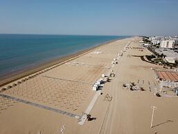 Amazing Beachfront Apartment-beahost