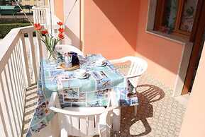 Cozy up in our Cute Apartment