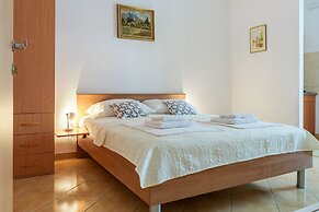 Studio for 2 People - Split Region With Sea View - Close to Commoditie