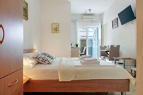 Studio for 2 People - Split Region With Sea View - Close to Commoditie