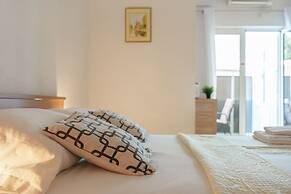 Studio for 2 People - Split Region With Sea View - Close to Commoditie