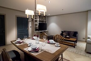 Big Apt, Hidden Gem, Fully Equipped 2 big Br, 2 Ba, Spacious Living in