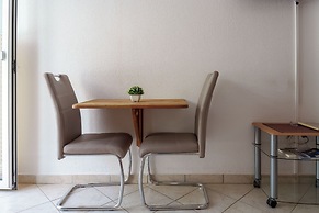 Studio for 2 People - Split Region