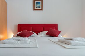 Studio for 2 People - Split Region