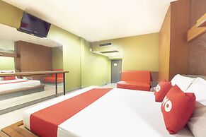 OYO 75382 Chonburi Hotel