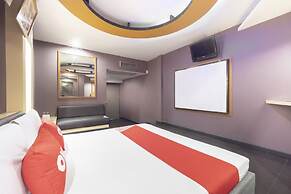 OYO 75382 Chonburi Hotel