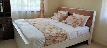 Azanza Mtwapa Holiday Home-B