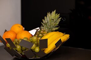 Exclusive Apartments Mostowa by Renters