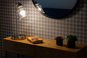 Exclusive Apartments Mostowa by Renters