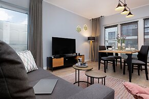 Exclusive Apartments Mostowa by Renters