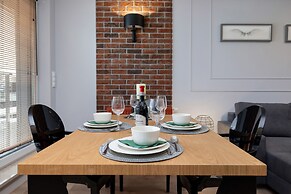 Exclusive Apartments Mostowa by Renters
