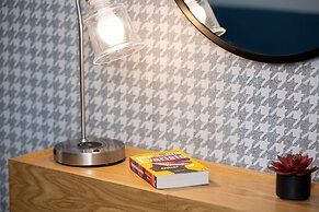 Exclusive Apartments Mostowa by Renters