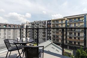 Modern Apartments City Center by Renters