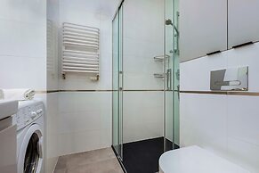 Modern Apartments City Center by Renters