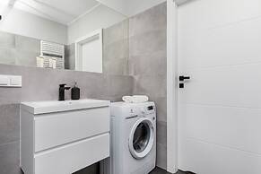 Modern Apartments City Center by Renters