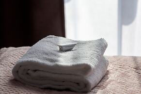 Modern Apartments City Center by Renters