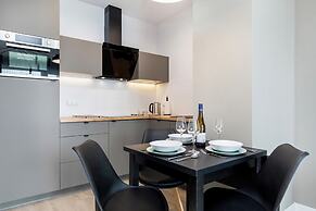 Modern Apartments City Center by Renters