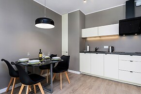 Modern Apartments City Center by Renters