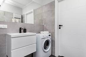 Modern Apartments City Center by Renters