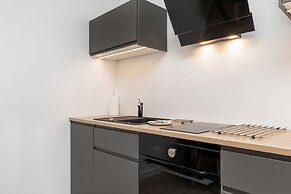 Modern Apartments City Center by Renters