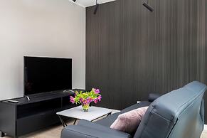 Modern Apartments City Center by Renters