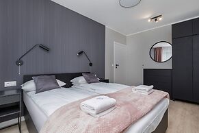 Modern Apartments City Center by Renters