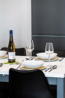 Modern Apartments City Center by Renters