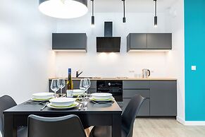 Modern Apartments City Center by Renters