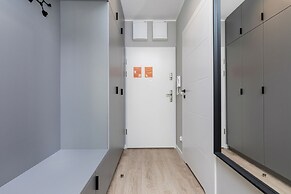 Modern Apartments City Center by Renters