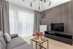 Modern Apartments City Center by Renters