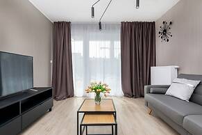 Modern Apartments City Center by Renters