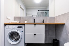 Modern Apartments City Center by Renters