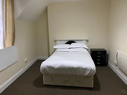 Newport Lodge