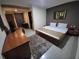 Carliza Hotel Apapa