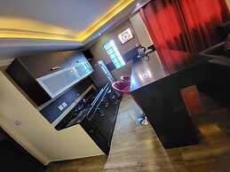 Carliza Hotel Apapa