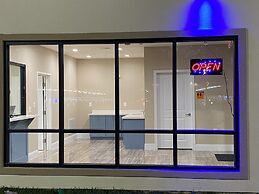 Lone Star Inn - Dickinson