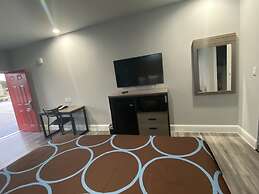 Lone Star Inn - Dickinson