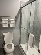 Lone Star Inn - Dickinson